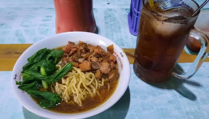 Mie Ayam Bu Parti Kenikmatan Rasa Legendaris Sejak Tahun 1985